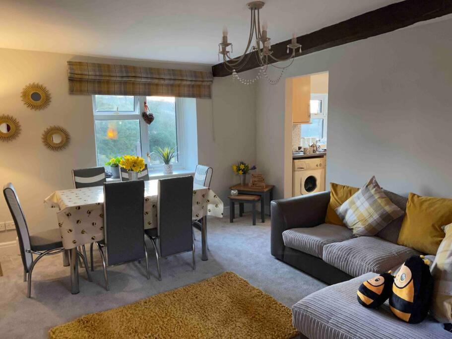 Yew Tree Cottage, 3 Bedroom, 4 Church Row Defynnog Devynock Dış mekan fotoğraf